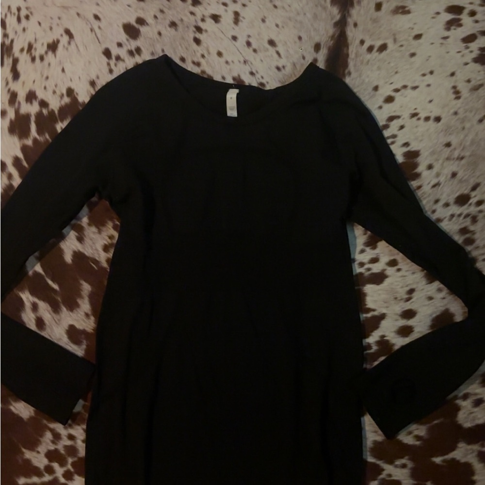 lululemon athletica Black Long Sleeve Tee